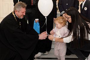 ���� ����