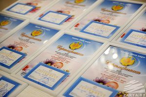 ���� ����