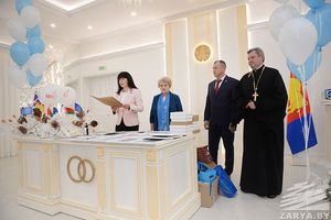 ���� ����