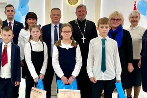 ���� ����